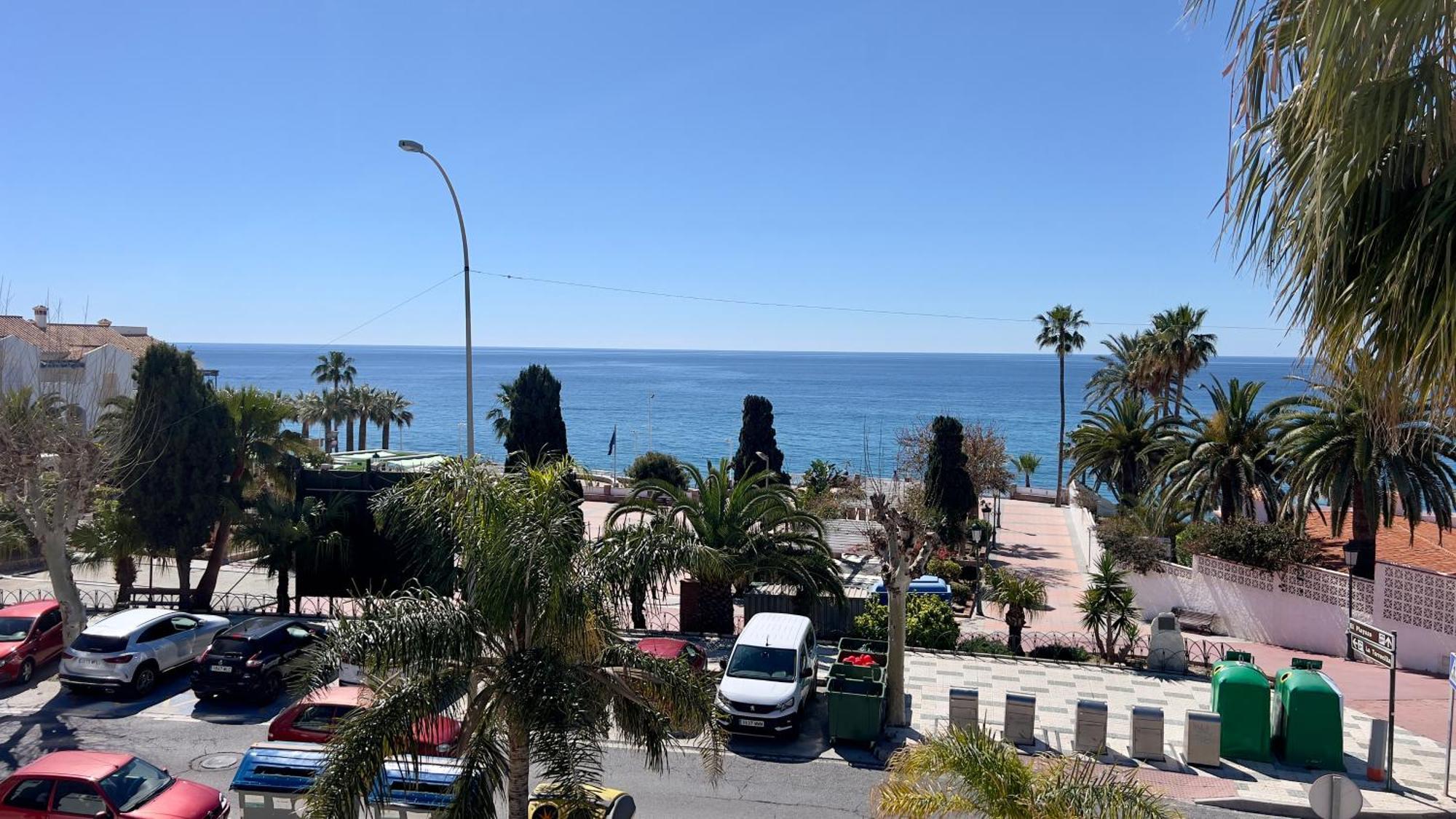 Torrecilla Centro De - South Costa * Nerja